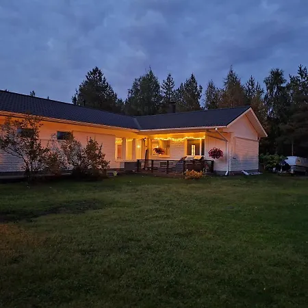 Santa Claus House B וילה רובניימי